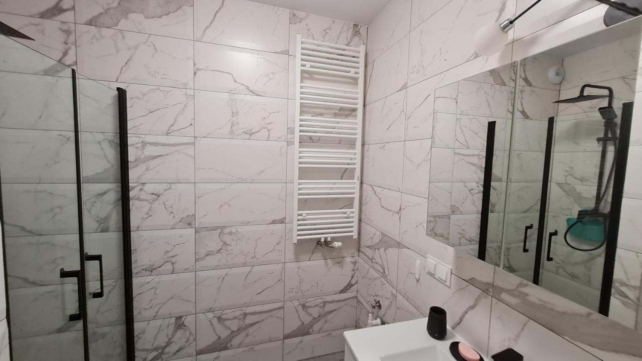 Apartament Cieplice One 옐레니아구라 외부 사진